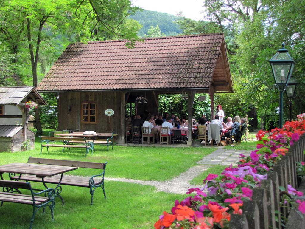 Отель Steinschalerhof Warth  Экстерьер фото