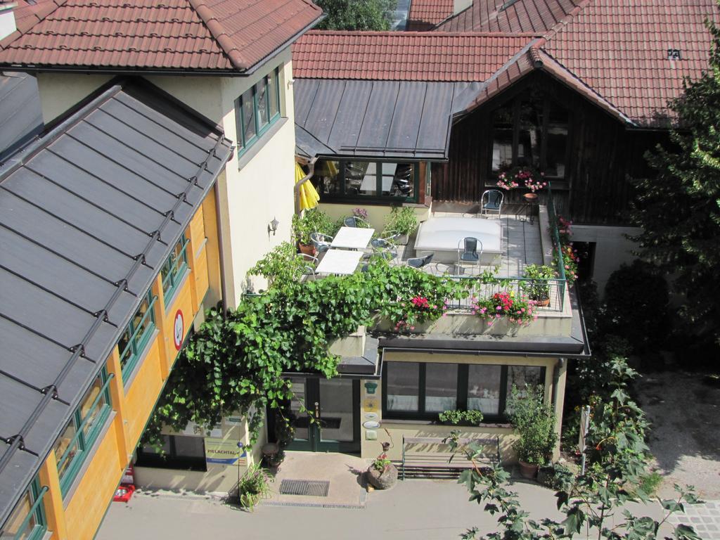 Отель Steinschalerhof Warth  Экстерьер фото
